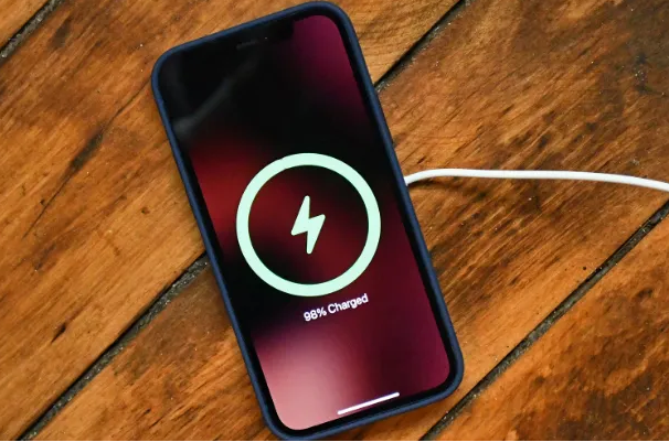 宁江苹果手机维修分享iPhone如何正确充电 