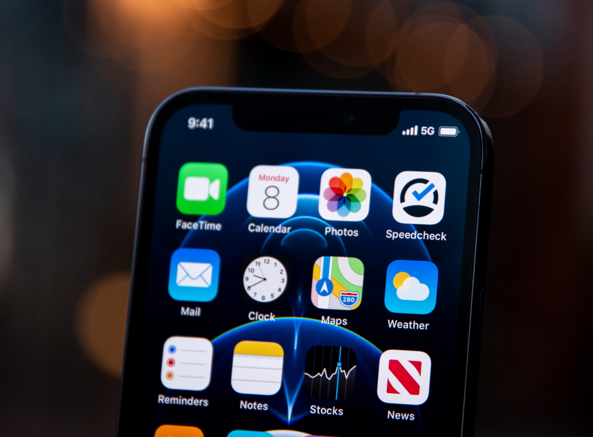 宁江苹果手机维修分享为什么 iPhone 12 在冬季会自动关机 