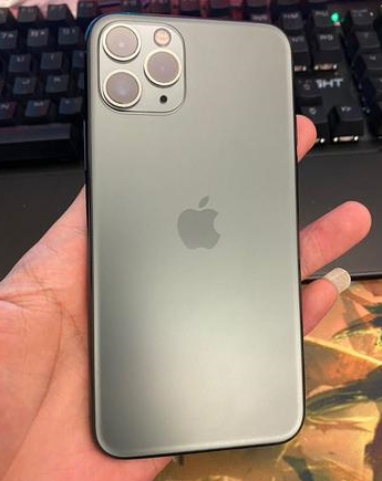 宁江苹果维修点分享iPhone 11 Pro黑屏小众故障解析 